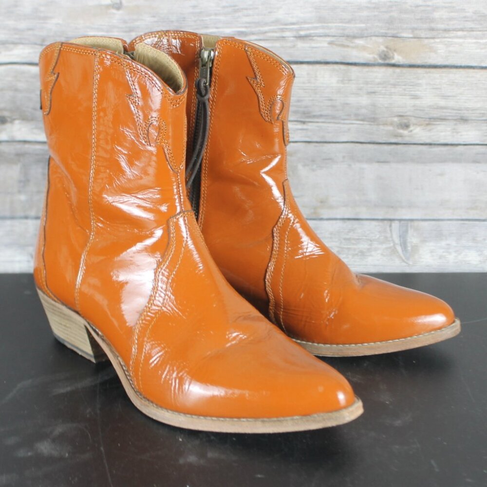 Free People New Frontier Western Boot  Golden Brown Woman Size 9 Ankle Boot EUC